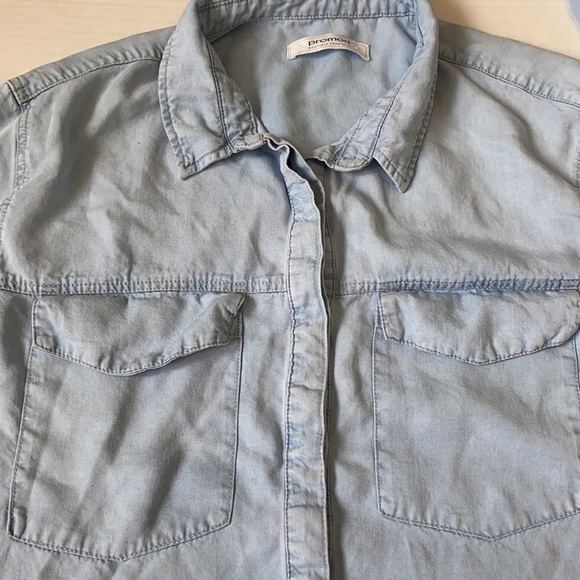 Promod women’s soft flowy chambray button up shirt. Medium - Picture 5 of 7